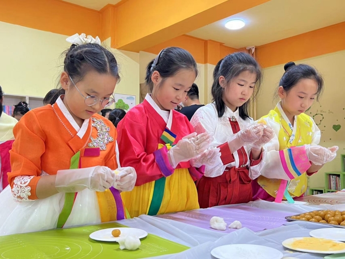 国风古韵迎中秋 传承文化庆佳节 (5).jpg