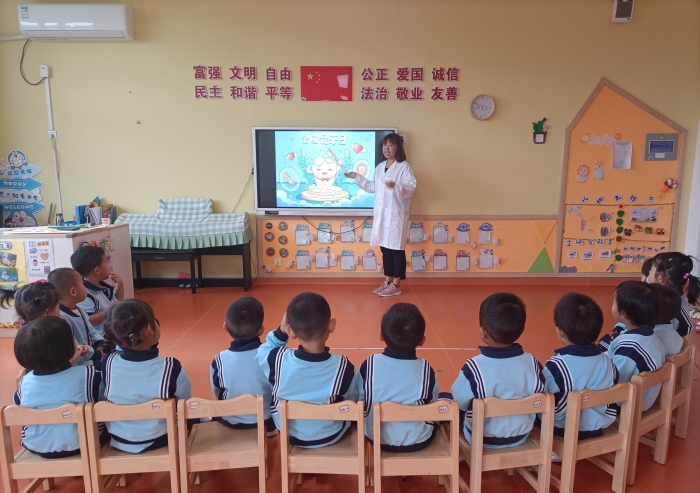 口腔健康 全身健康——五工幼儿园开展全国爱牙日宣教活动 (1).jpg