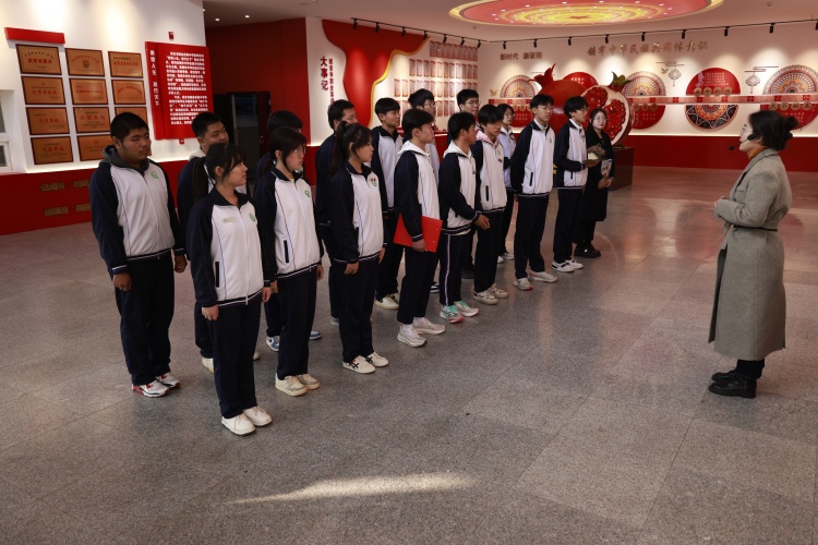 4红石榴展厅_副本.jpg