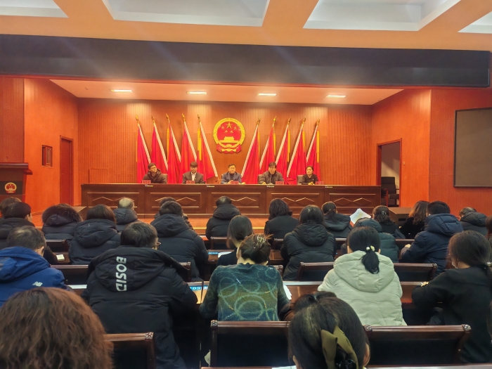 1739777649_6553_49419.jpg 图们市教育局召开2025年学前教育普及普惠工作会.jpg