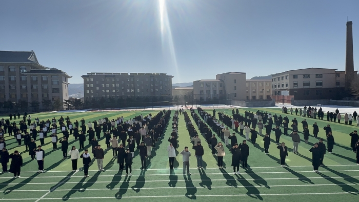 1740377660_5193_73139.jpg 国旗下的宣誓 (2).jpg