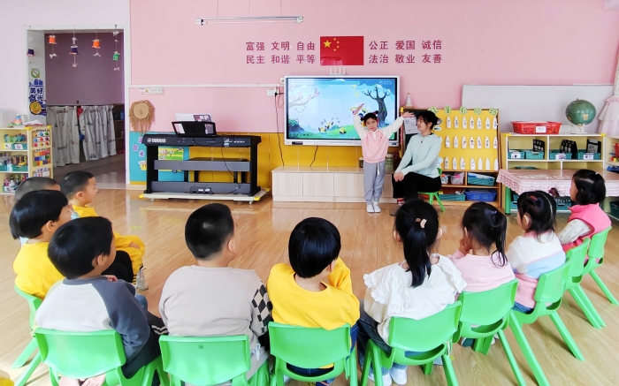 1741162244_3985_69522.jpg 中二班2.jpg