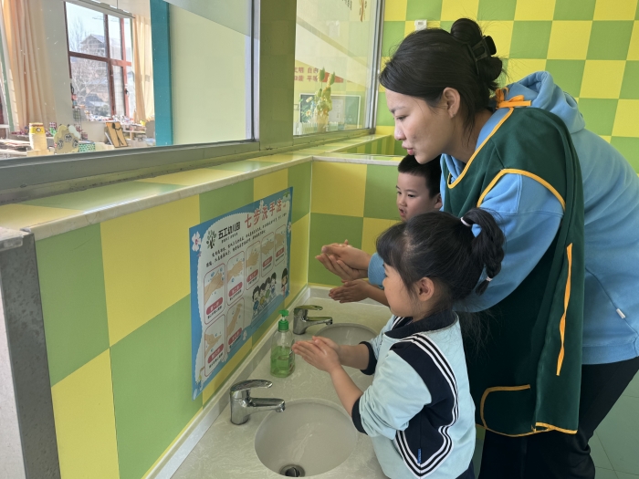 【五工园第11 周投稿（ 1  ）】远离结核，守护健康——图们市五工幼儿园开展“世界防治结核病日”健康教育活动 (2).jpg