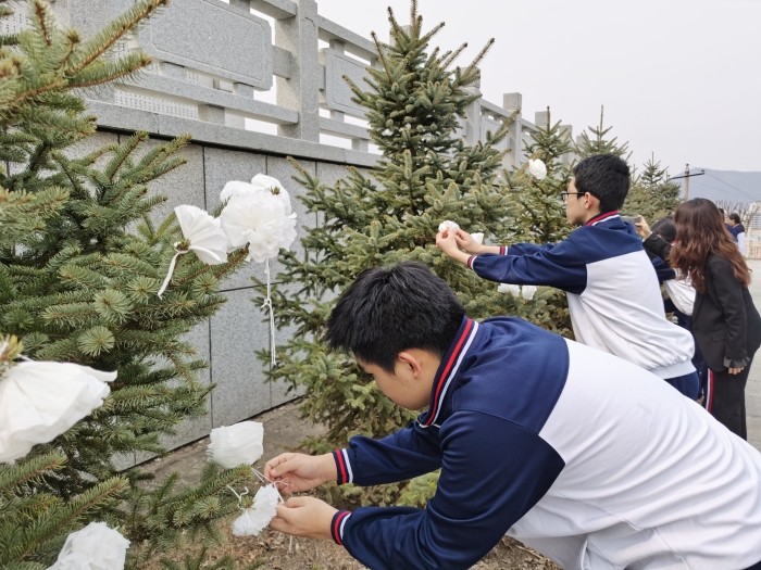 1743491350_4834_80726.jpg 微信图片_20250401135305.jpg